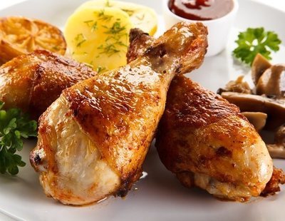 Alerta médica sobre el consumo de carne: cuidado con el pollo