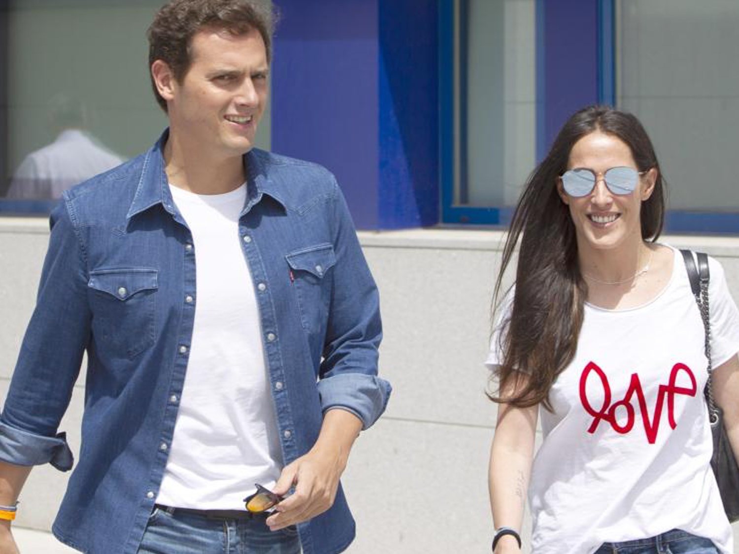 Malú y Albert Rivera ya son padres de Lucía, su primera hija