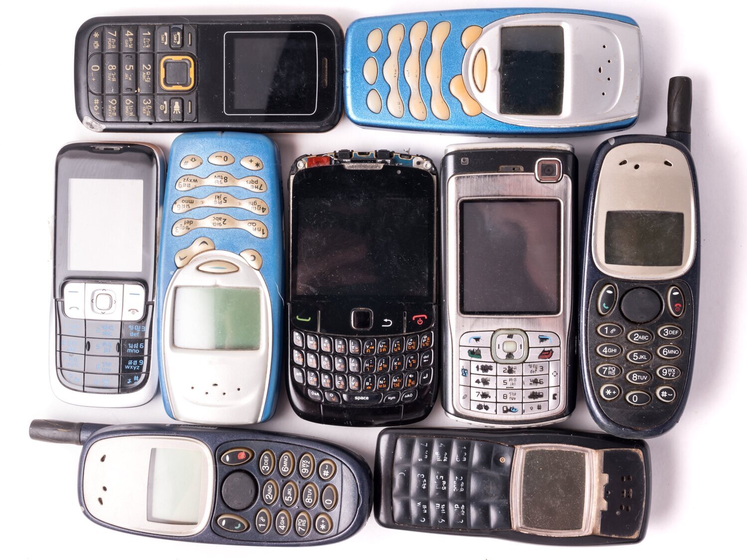 10 teléfonos móviles antiguos que puedes vender por miles de euros