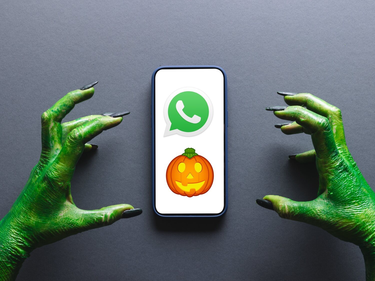 ¿Cómo activar el modo Halloween en WhatsApp?