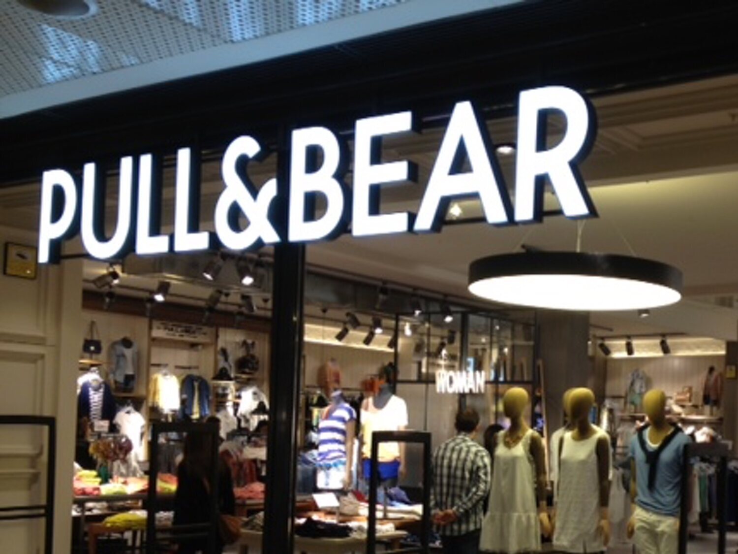 Inditex cierra una emblemática tienda de Pull&Bear en España el 13 de enero de 2024