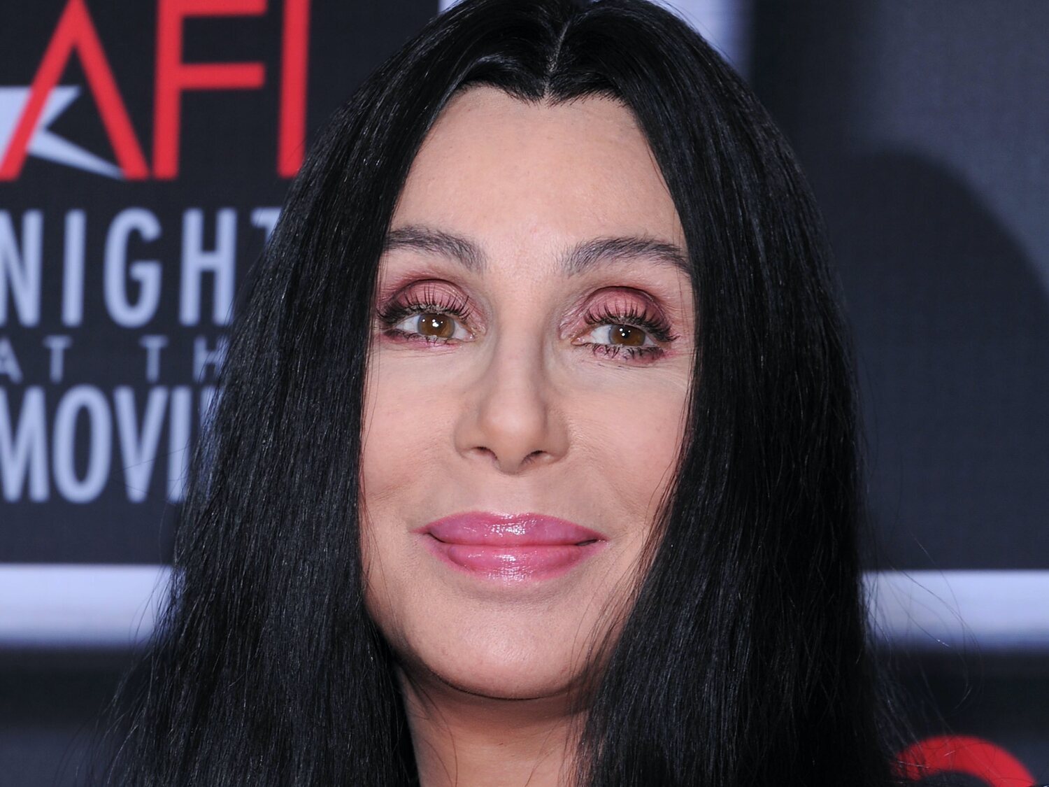 10 mejores canciones de Cher: un recorrido por la carrera de la diosa del pop