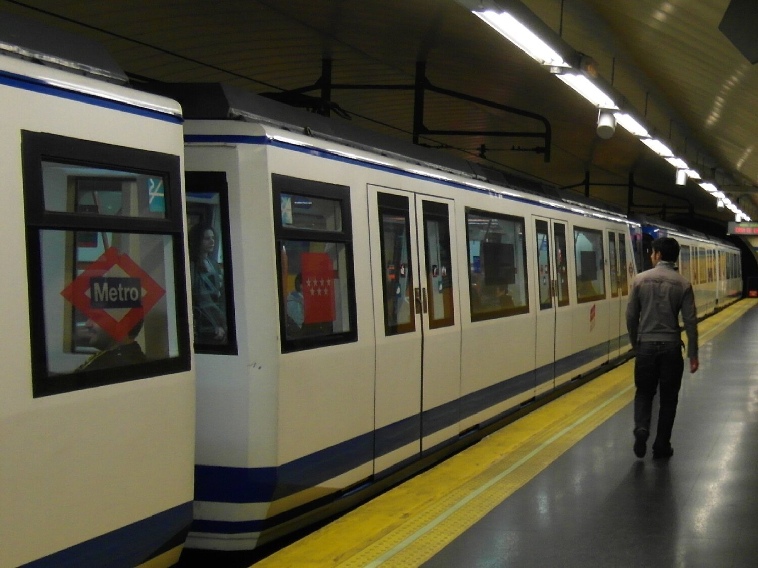 El motivo tras los nuevos ventiladores que aparecen en el Metro de Madrid: en qué estaciones están