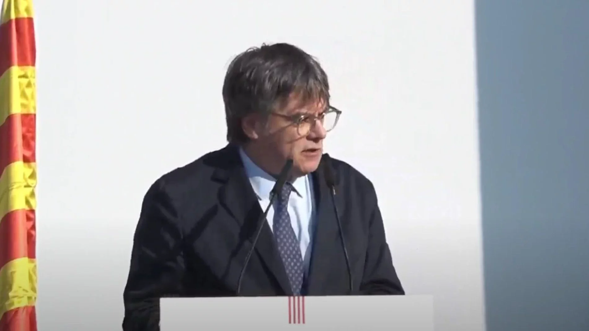 La Guardia Urbana cifra en 3.500 asistentes al discurso de Puigdemont en el Arco del Triunfo