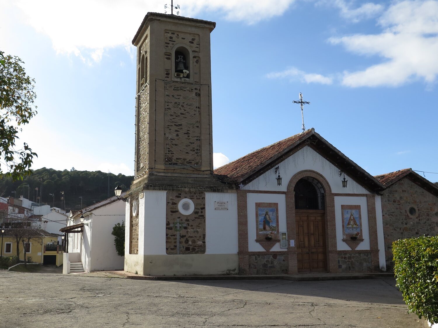 Se graban manteniendo relaciones en plena iglesia de Jaén y el vídeo se viraliza