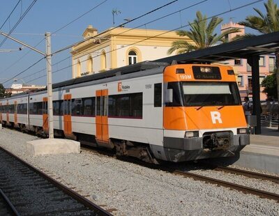 Se jacta de usar la palanca de emergencias en un tren de Barcelona para bajar en su barrio