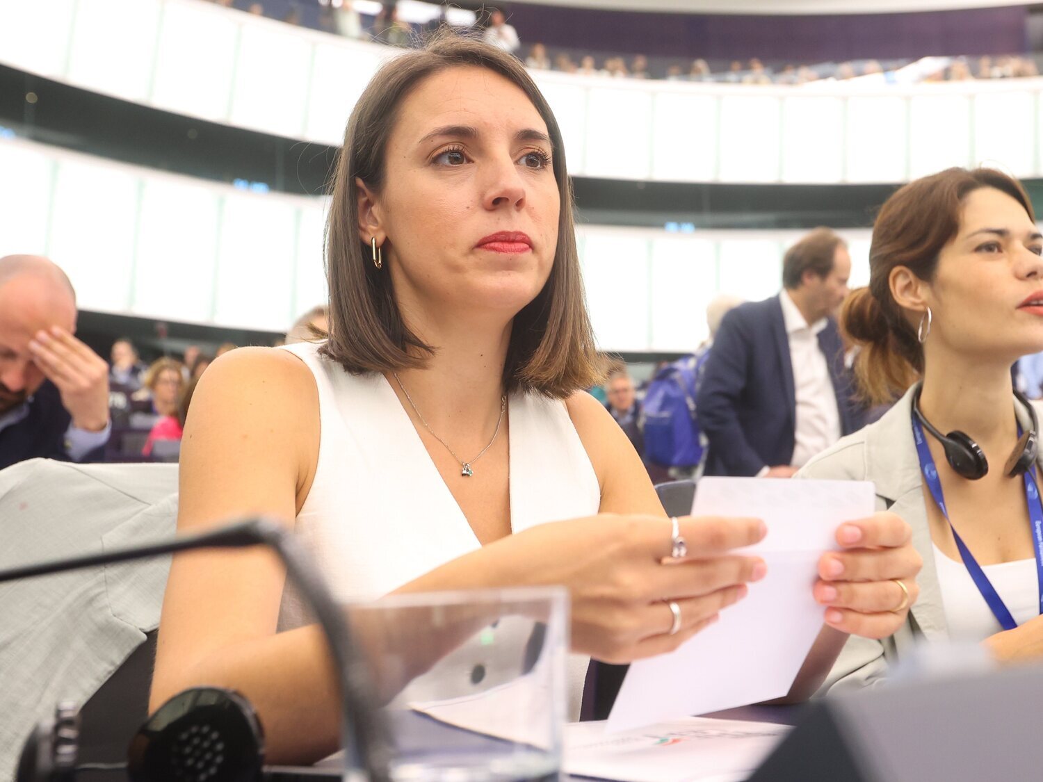 Irene Montero, VOX y PP cargan contra el asilo a Edmundo González: las redes estallan