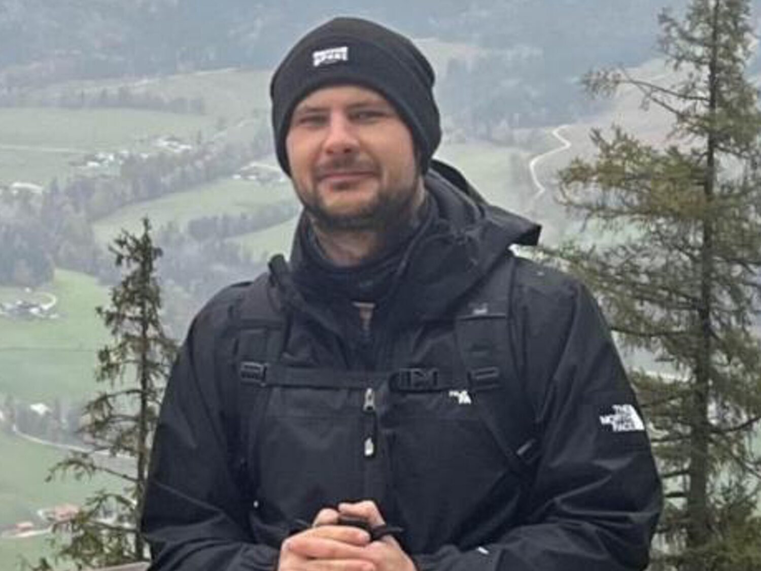 Muere el líder neonazi Andreas Münzhuber al tropezarse con un árbol en la montaña favorita de Hitler