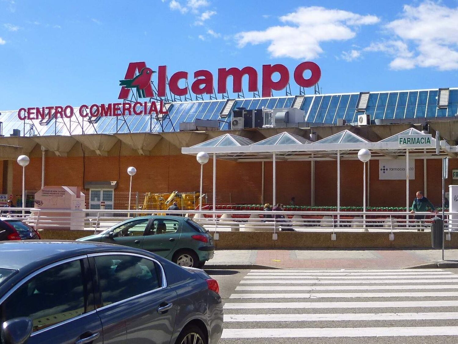 Adiós Alcampo: cierra este hipermercado de España y desaparece de esta localidad