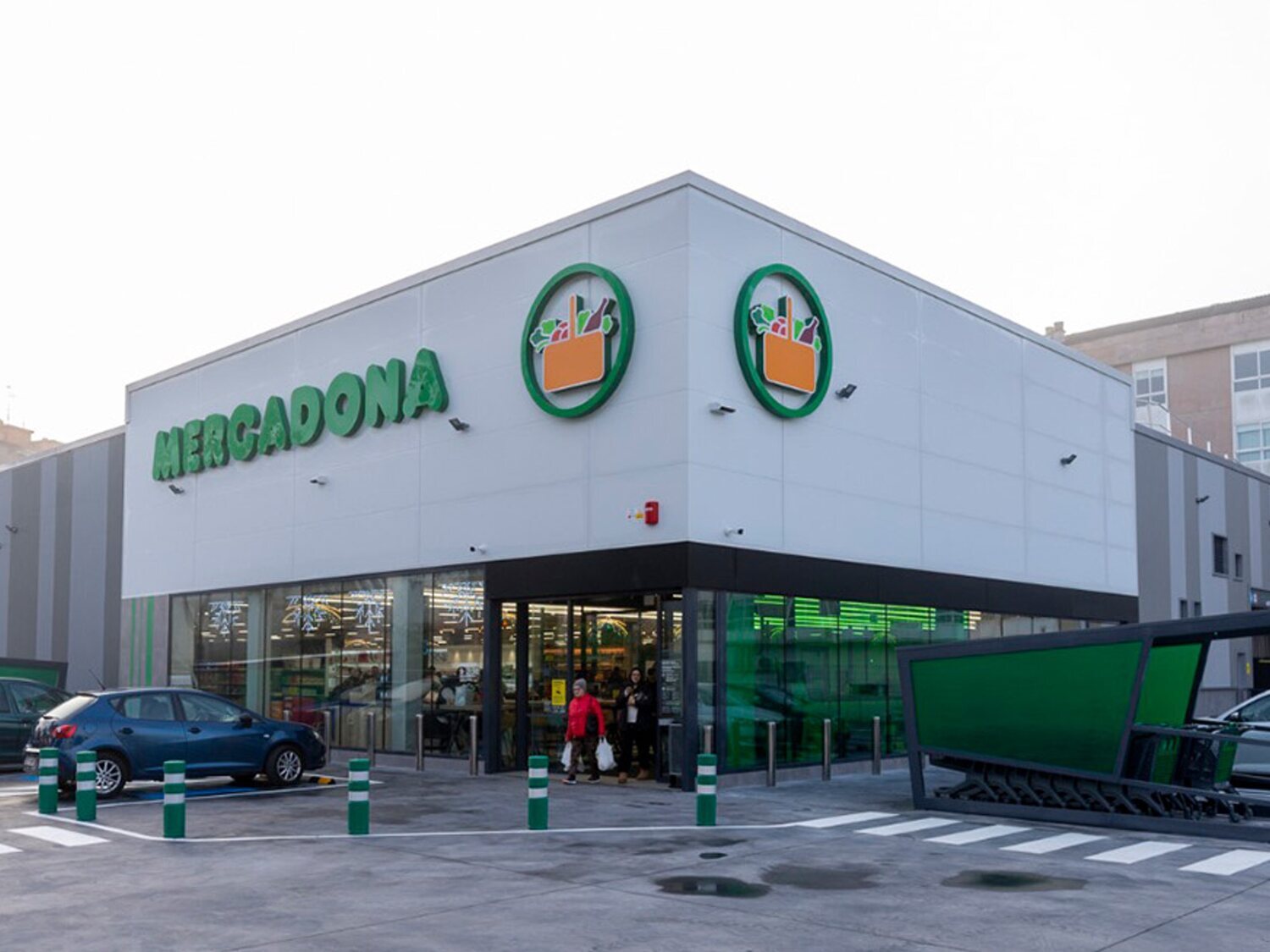 Mercadona confirma el cambio de horario de todos sus supermercados desde diciembre de 2024