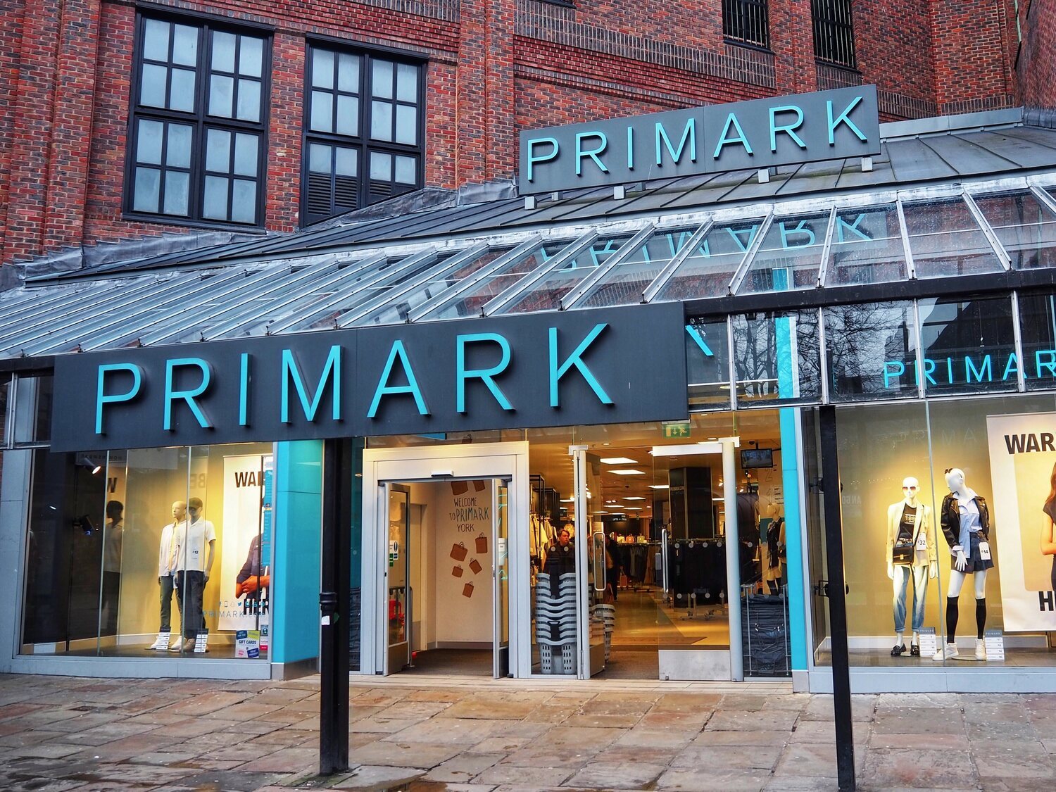 Sale a la luz la multinacional que aparta a Primark de Madrid: la guerra del low cost