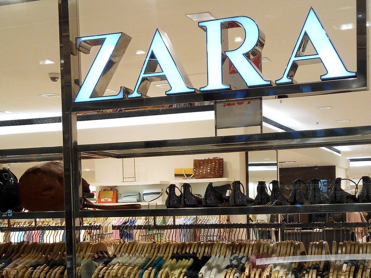 La dueña de Zara cierra una histórica tienda y desaparece de esta capital el 26 de febrero