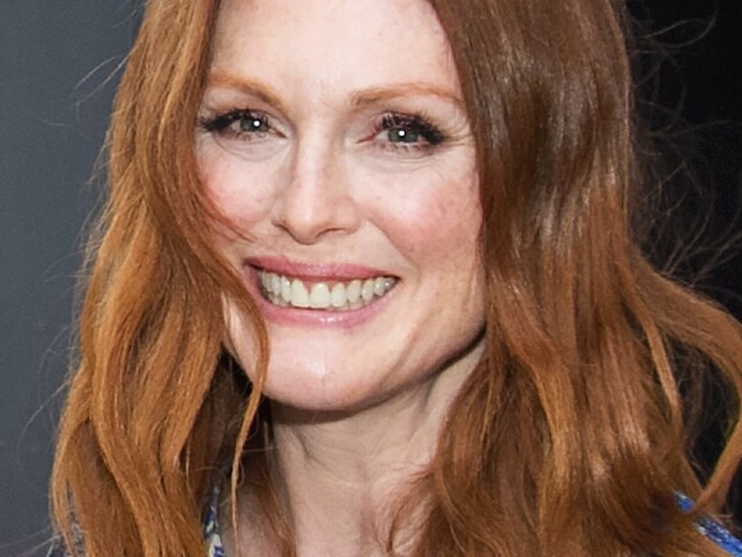 Julianne Moore contra Trump: el presidente prohíbe su libro infantil en las escuelas