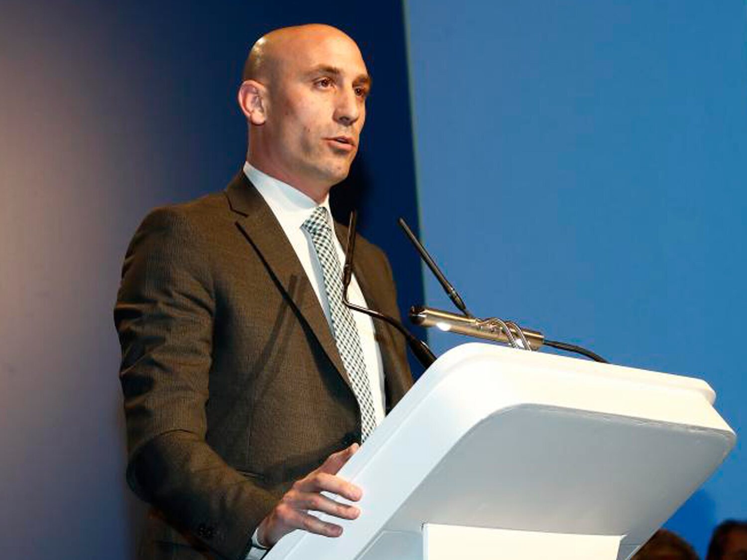 Condenado Luis Rubiales a 18 meses de multa por agresión sexual a Jenni Hermoso