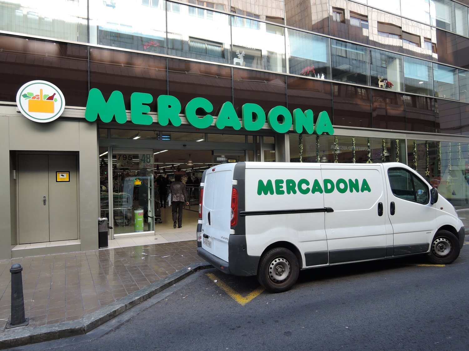 Adiós a la lasaña en Mercadona: la retira de todos sus supermercados