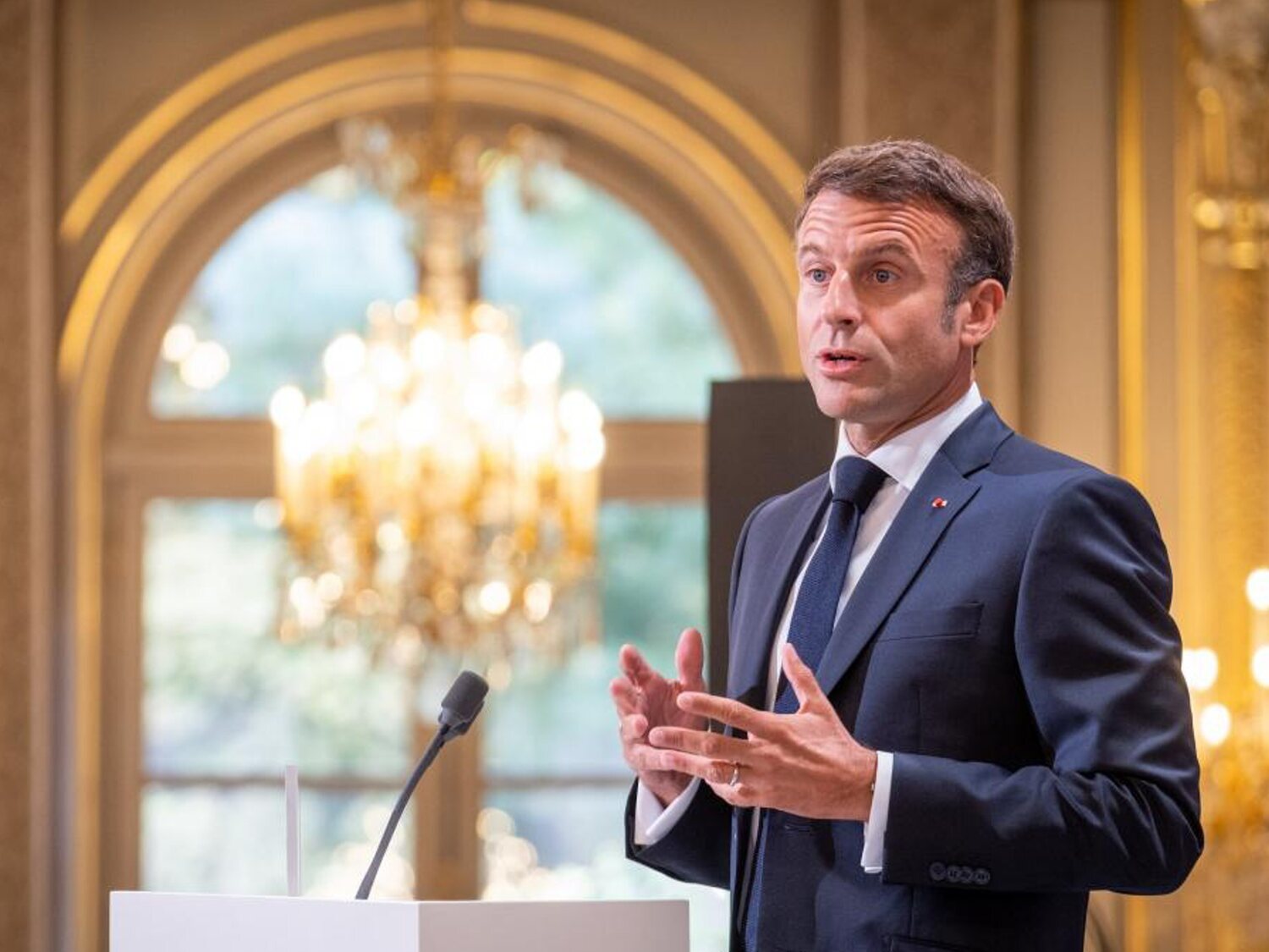 Macron alerta sobre la expansión rusa y plantea reforzar la defensa nuclear europea