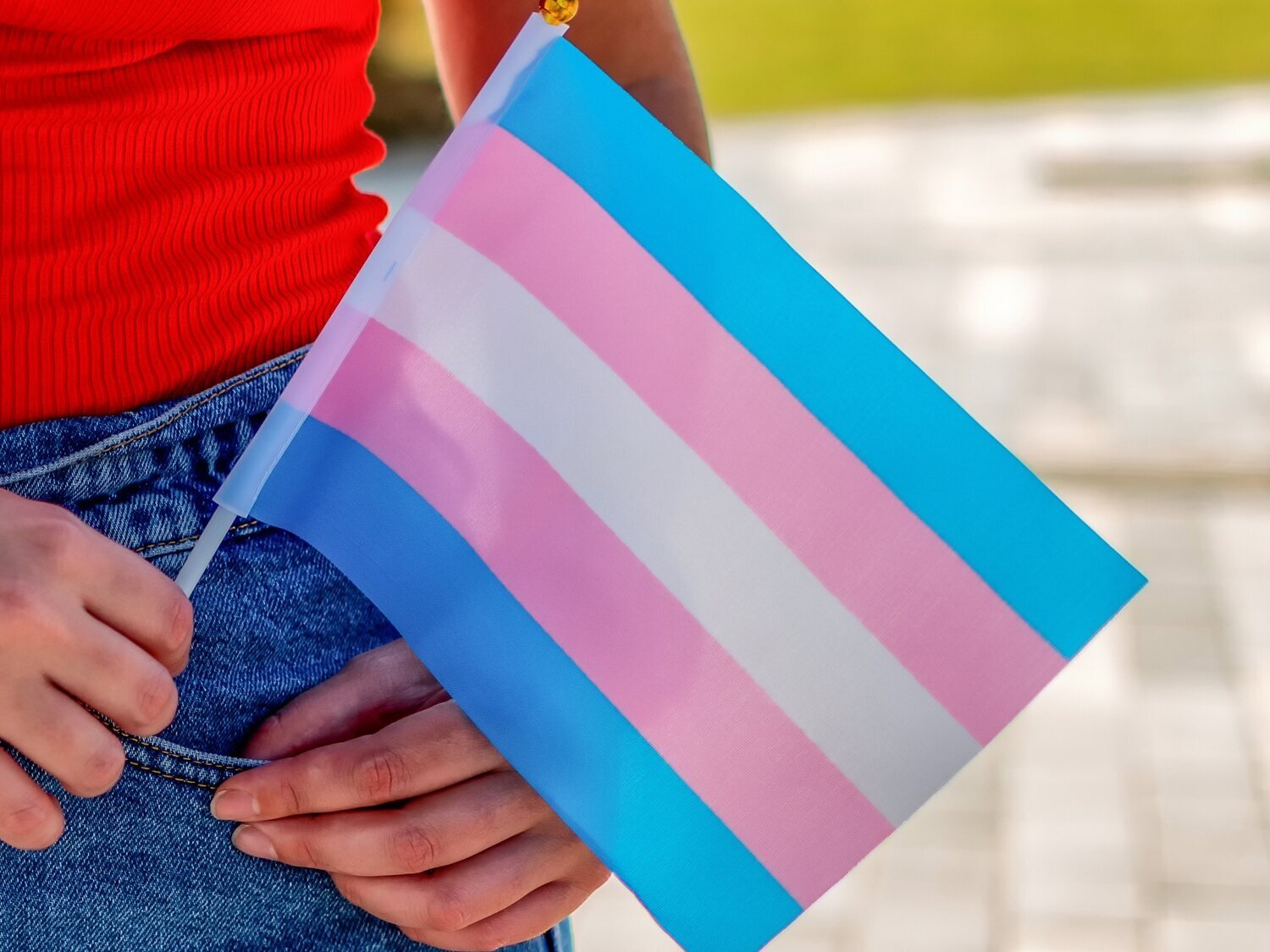 Texas promueve una ley que castiga con cárcel a quien se identifique como persona trans