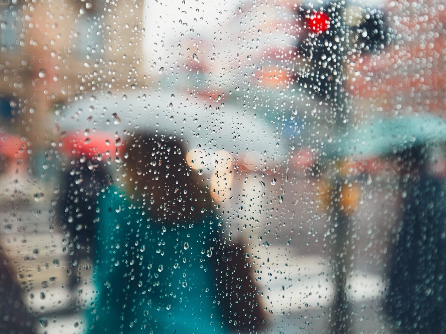 ¿Por qué no deja de llover en España? Esta es la explicación científica tras las borrascas