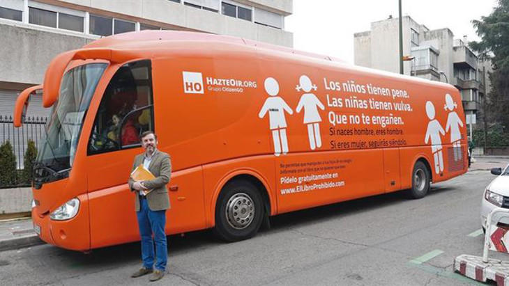 El autobús de HazteOir ha sido sancionado