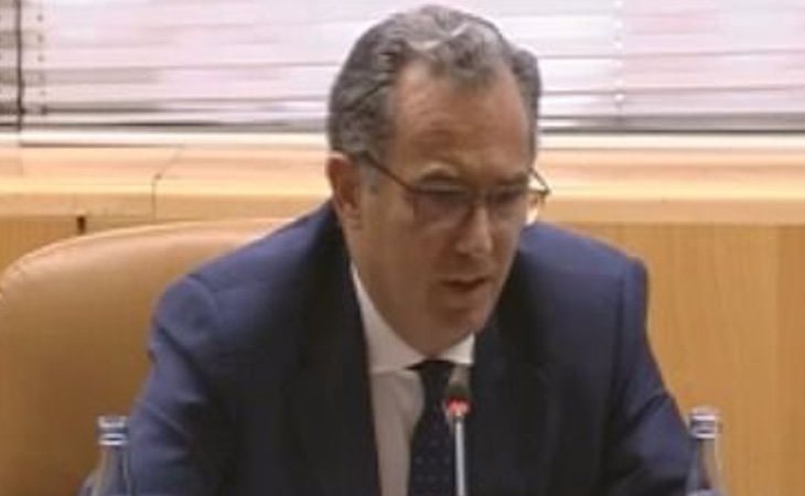 Ossorio compareció en la Asamblea por la gestión irregular del Canal de Isabel II