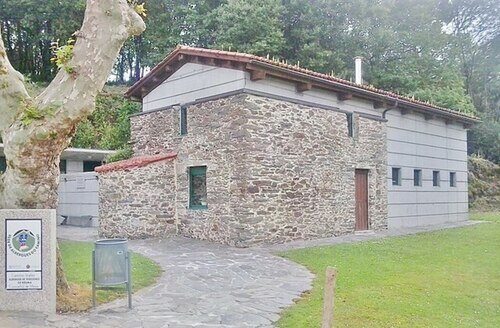 Un albergue en Bruma, Santiago