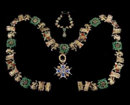 Collar de la Real Orden de Carlos III