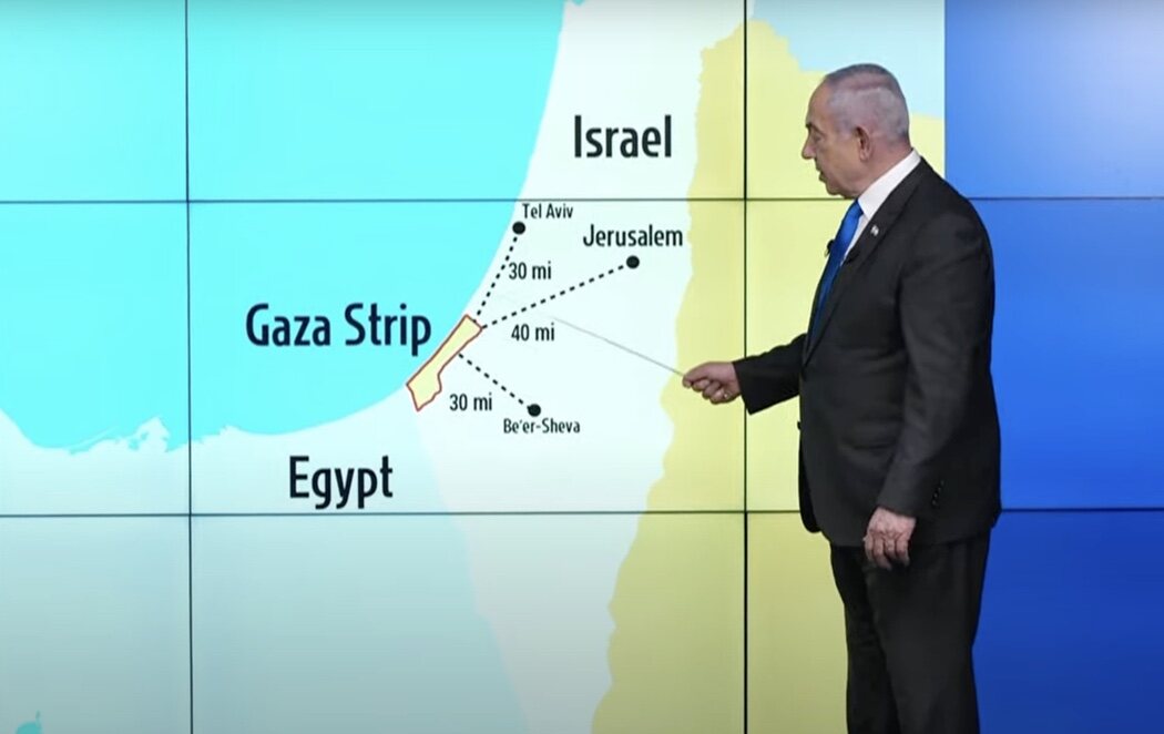 Netanyahu ofrece una rueda de prensa con un mapa que incluye Cisjordania como parte de Israel