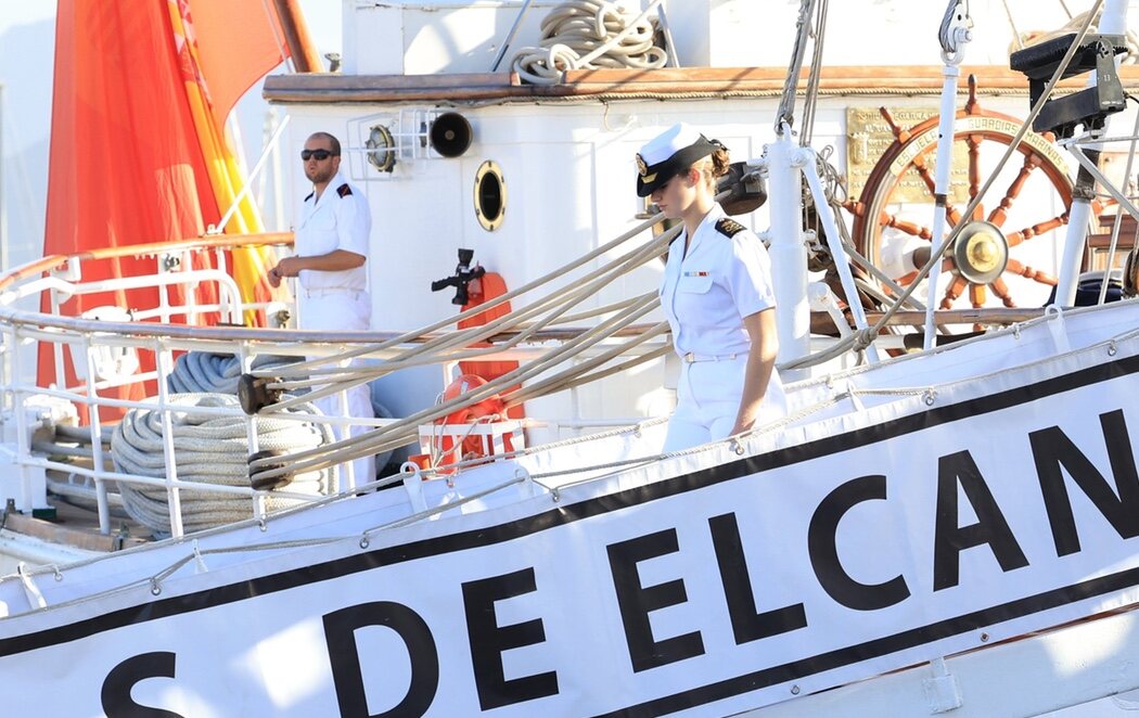 La princesa Leonor llega a Tenerife con el buque escuela Juan Sebastián de Elcano